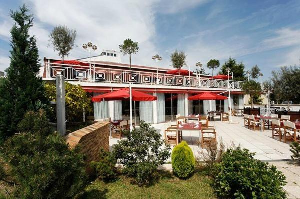 Le Relais Des Chartreux